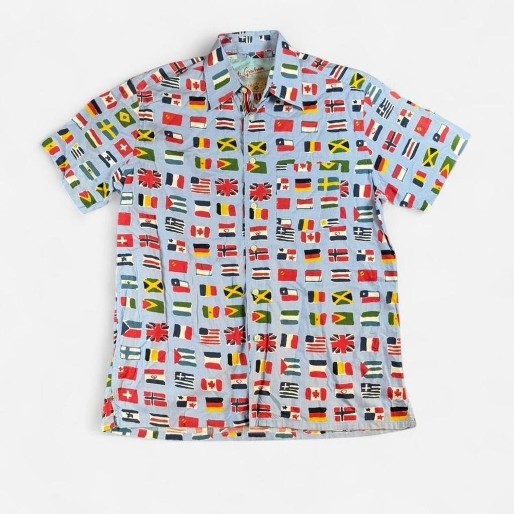 Robert Graham Flag AOP Nations Short Sleeve Button Up Size M